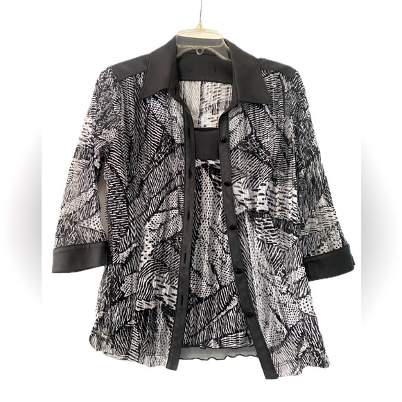 Drapers & Damons Tops - Drapers & Damons Two-Piece Set Top and Matching Cardigan